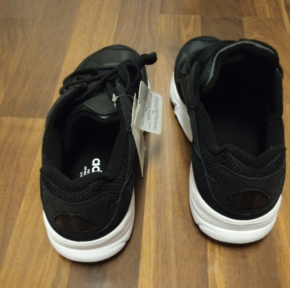 ADIDAS YUNG-96 CORE BLACK - Picture 5 of 6